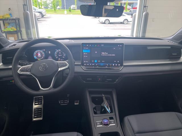 new 2025 Volkswagen Tiguan car, priced at $39,376