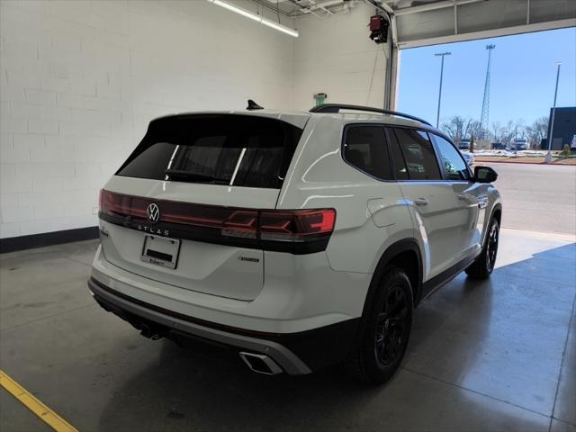 new 2025 Volkswagen Atlas car, priced at $44,904