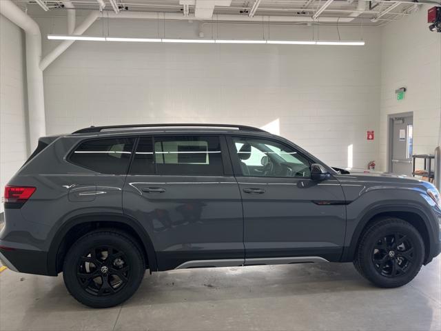 new 2025 Volkswagen Atlas car, priced at $45,226
