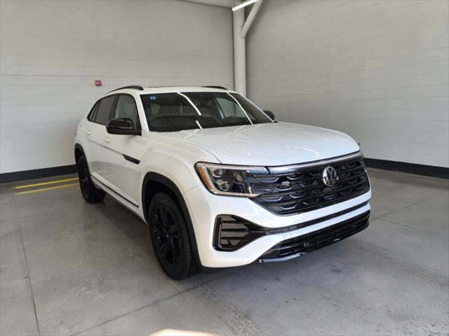 new 2025 Volkswagen Atlas Cross Sport car, priced at $48,417