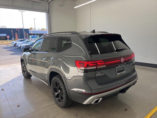 new 2025 Volkswagen Atlas car, priced at $48,226