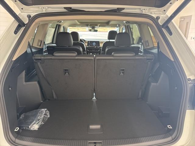 new 2025 Volkswagen Atlas car, priced at $41,510