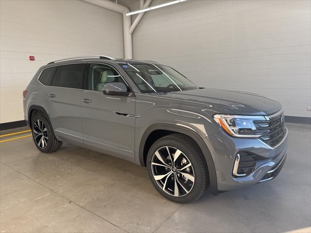 new 2025 Volkswagen Atlas car, priced at $54,006