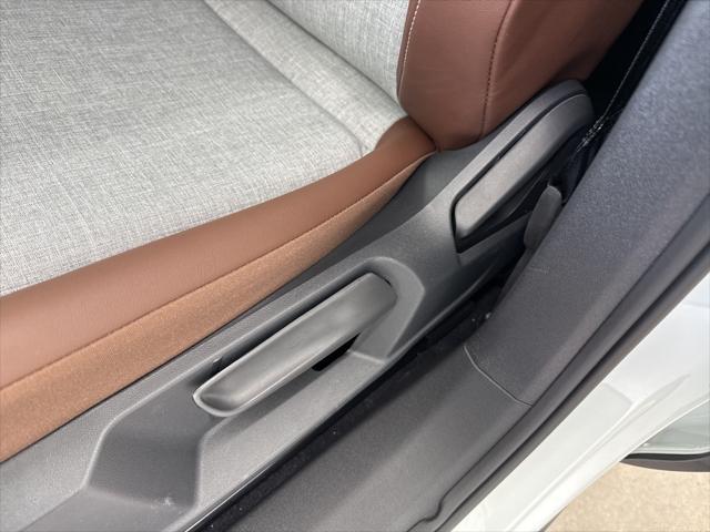 new 2025 Volkswagen ID.4 car, priced at $40,720