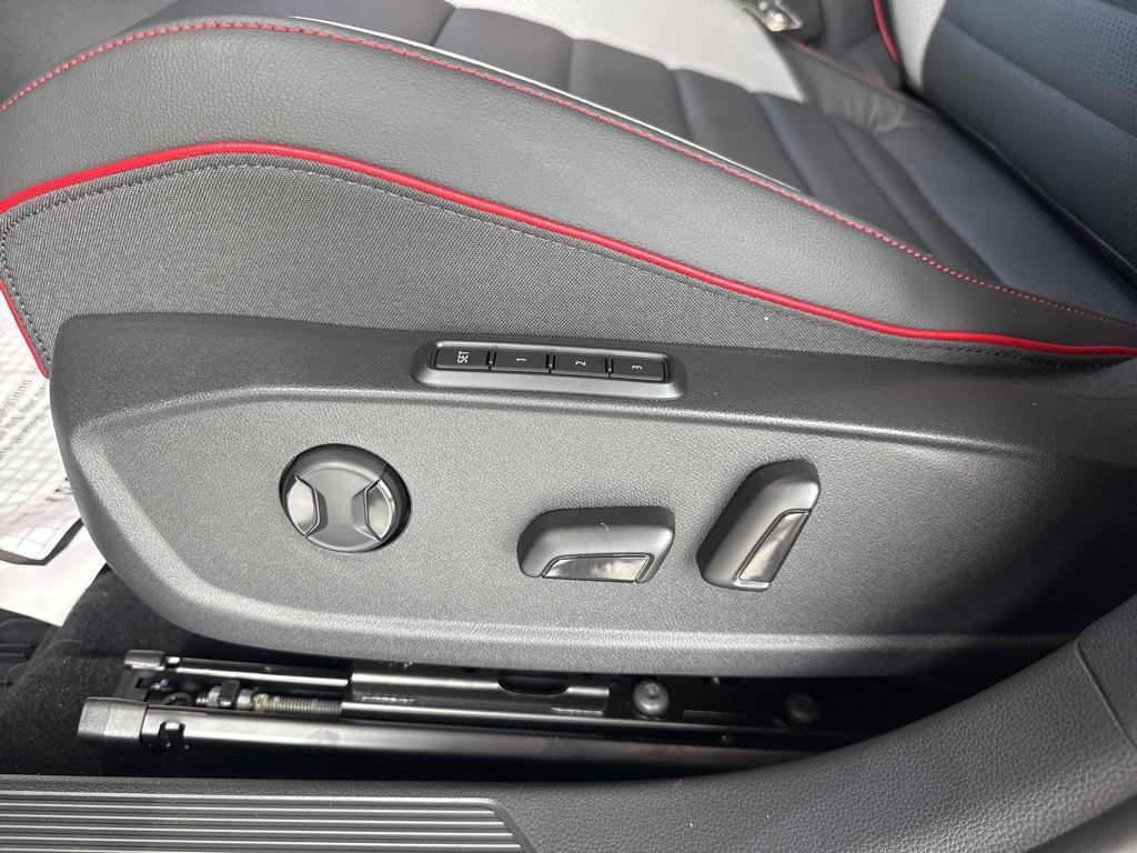 new 2025 Volkswagen Golf GTI car, priced at $39,243