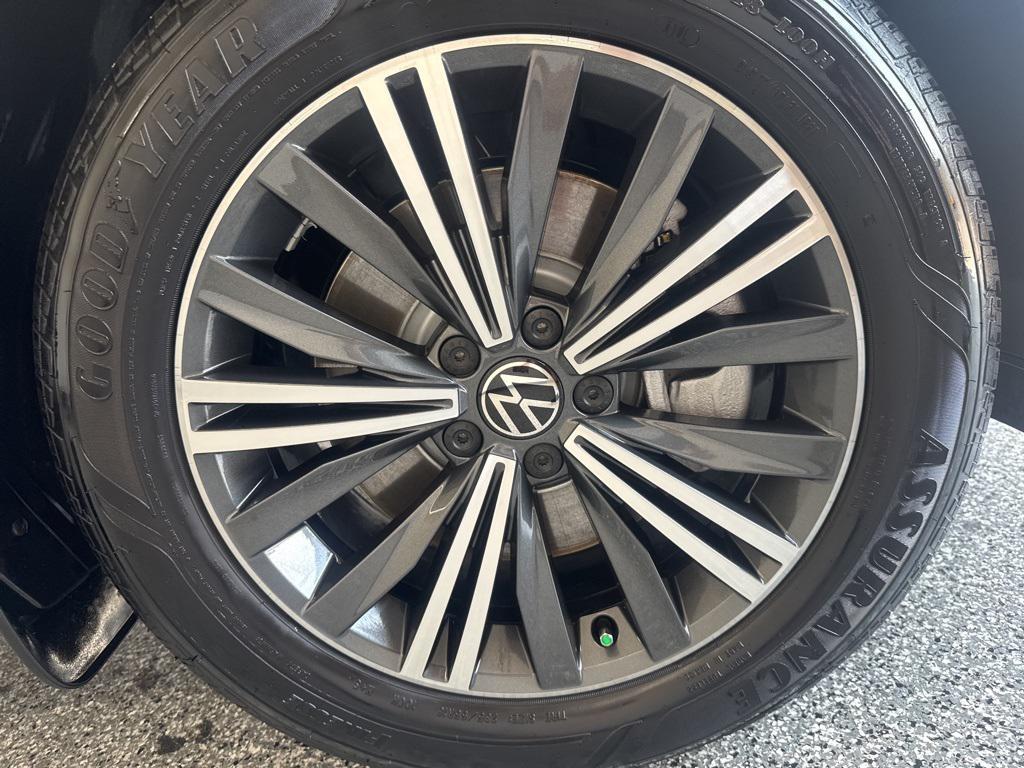 used 2024 Volkswagen Tiguan car, priced at $27,988