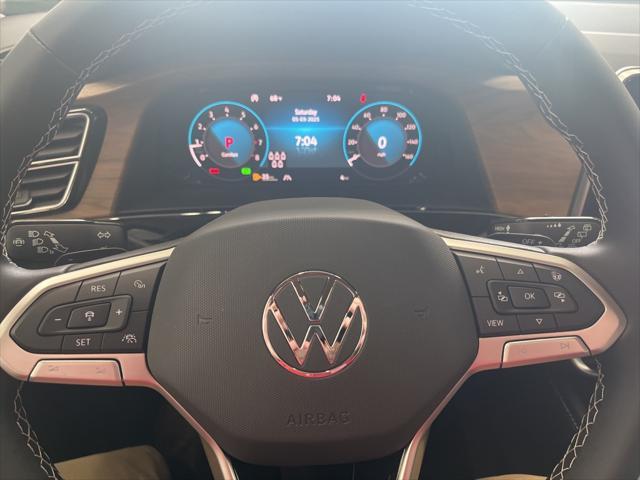 new 2025 Volkswagen Atlas car, priced at $45,648