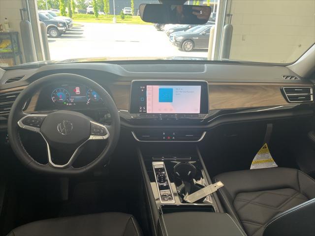 new 2025 Volkswagen Atlas car, priced at $45,475