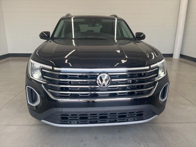 new 2025 Volkswagen Atlas car, priced at $45,475