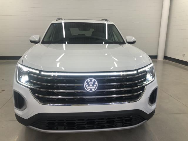 new 2025 Volkswagen Atlas car, priced at $43,463