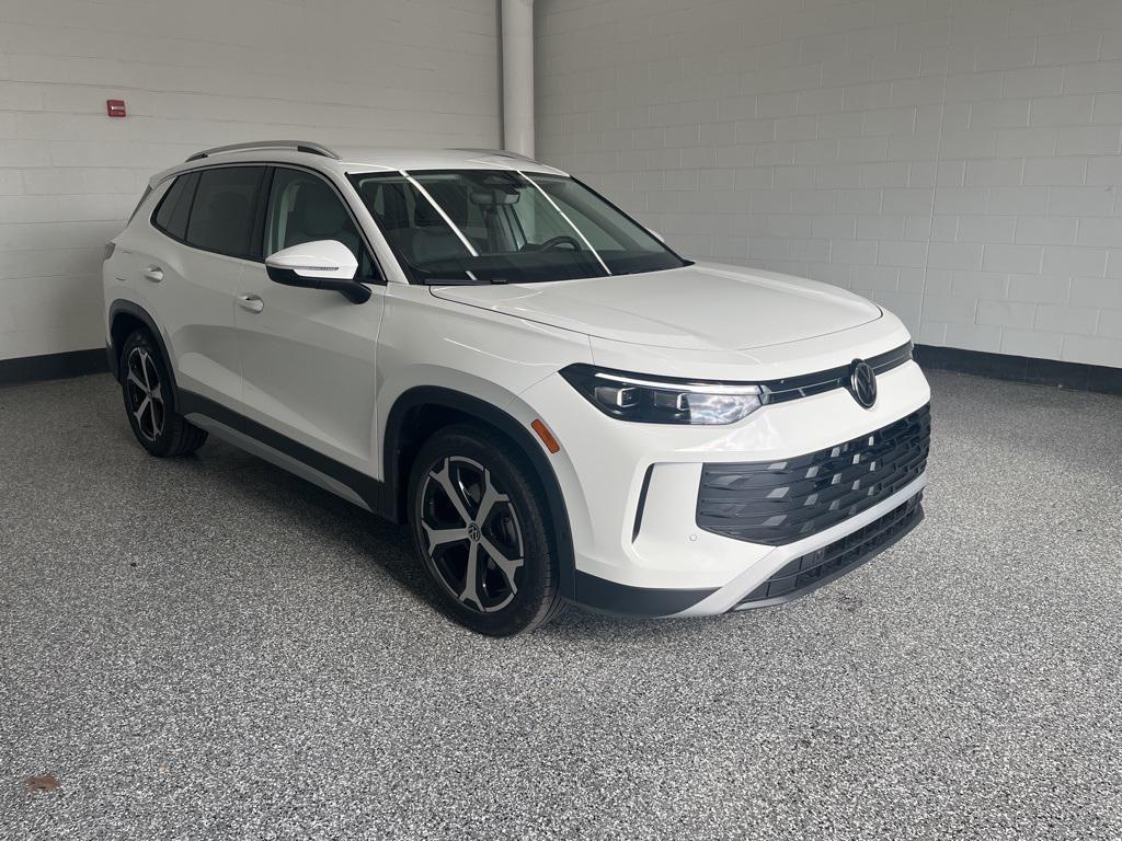 new 2026 Volkswagen Tiguan car, priced at $34,054