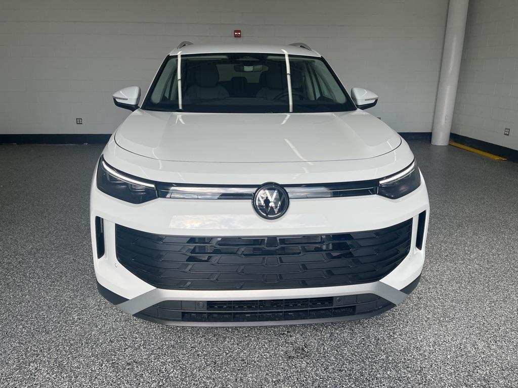 new 2026 Volkswagen Tiguan car, priced at $34,054