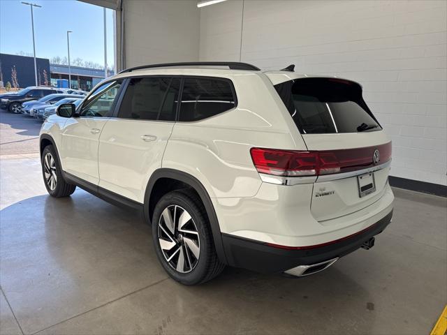 new 2025 Volkswagen Atlas car, priced at $43,963