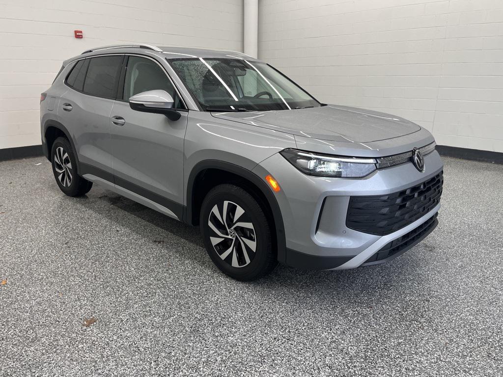 new 2026 Volkswagen Tiguan car, priced at $32,795