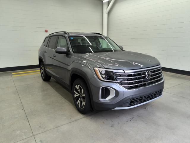 new 2025 Volkswagen Atlas car, priced at $38,136