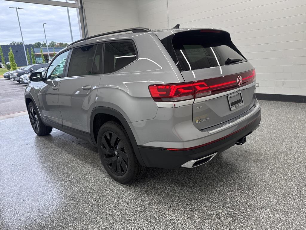 new 2026 Volkswagen Atlas car, priced at $48,626
