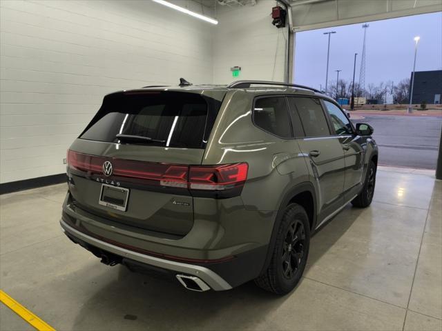 new 2025 Volkswagen Atlas car, priced at $44,904