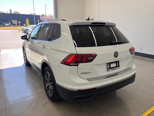 new 2024 Volkswagen Tiguan car, priced at $31,188