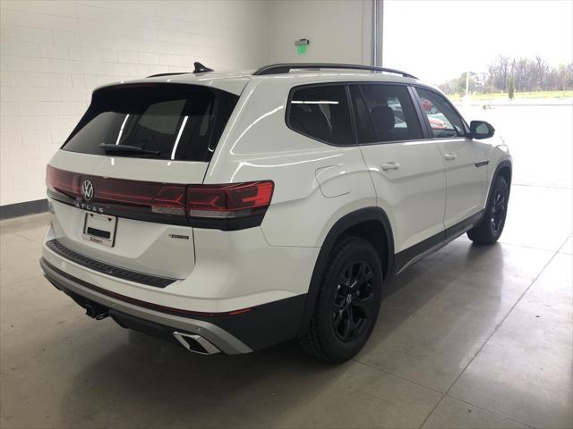 new 2024 Volkswagen Atlas car, priced at $54,731