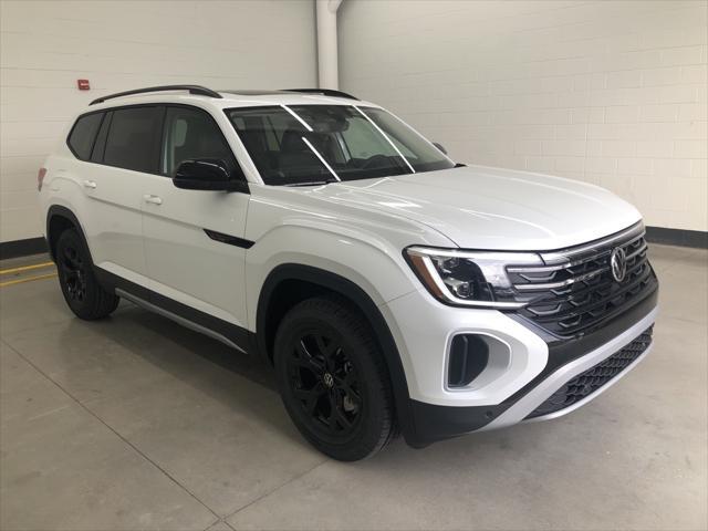 new 2024 Volkswagen Atlas car, priced at $54,731