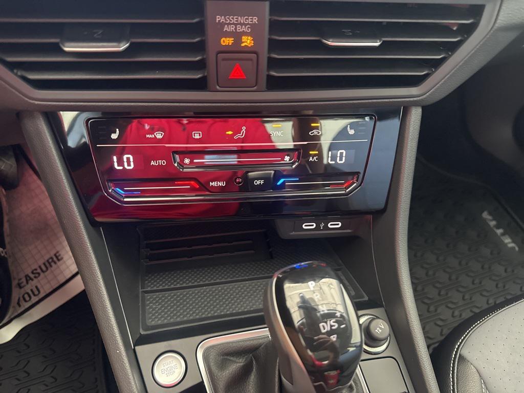 new 2025 Volkswagen Jetta car, priced at $27,530