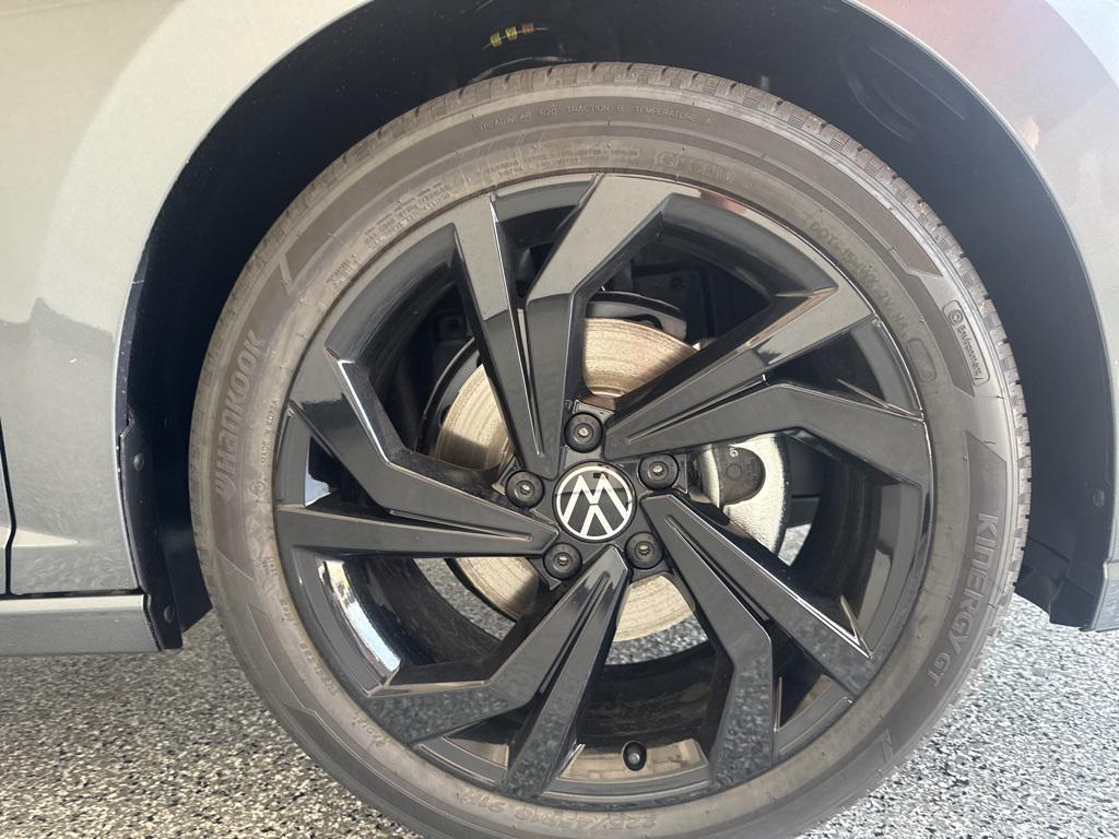 new 2025 Volkswagen Jetta car, priced at $27,530