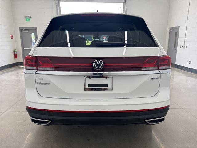 new 2025 Volkswagen Atlas car, priced at $40,006
