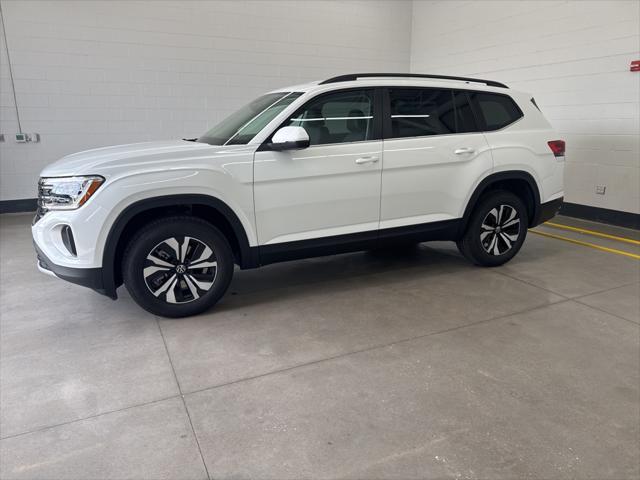 new 2025 Volkswagen Atlas car, priced at $40,006