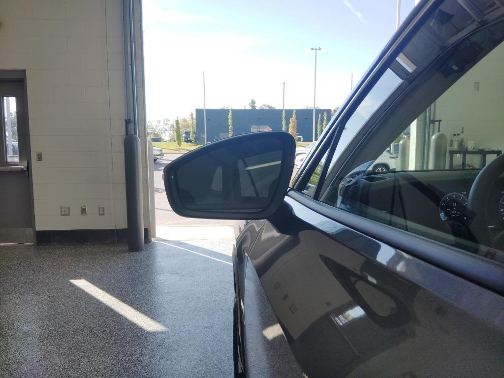 new 2026 Volkswagen Tiguan car, priced at $32,795