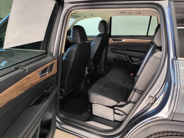 new 2025 Volkswagen Atlas car, priced at $45,963