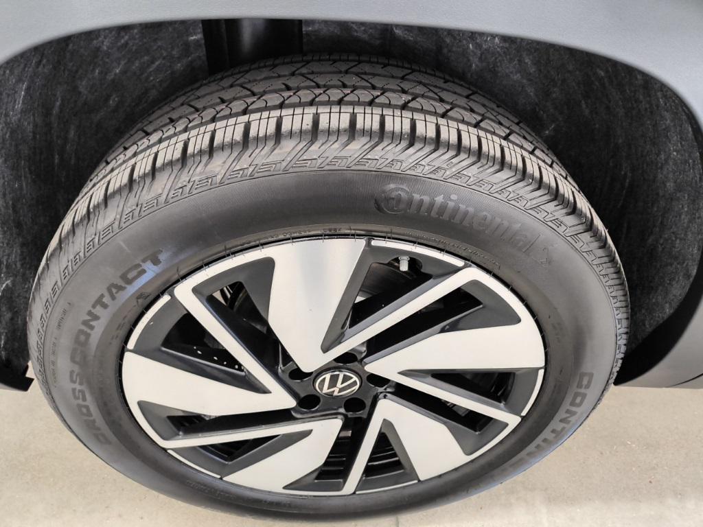 new 2025 Volkswagen Atlas car, priced at $42,463