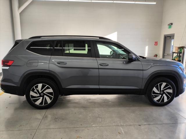 new 2025 Volkswagen Atlas car, priced at $45,963