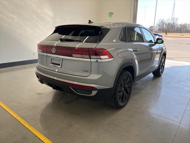 new 2024 Volkswagen Atlas Cross Sport car, priced at $40,703