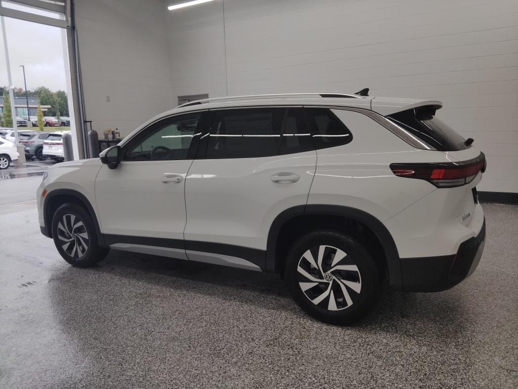 new 2026 Volkswagen Tiguan car, priced at $32,795