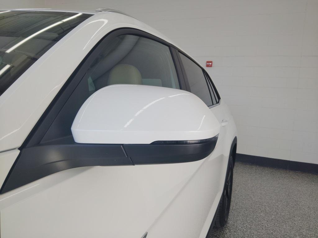 new 2026 Volkswagen Atlas Cross Sport car, priced at $45,311