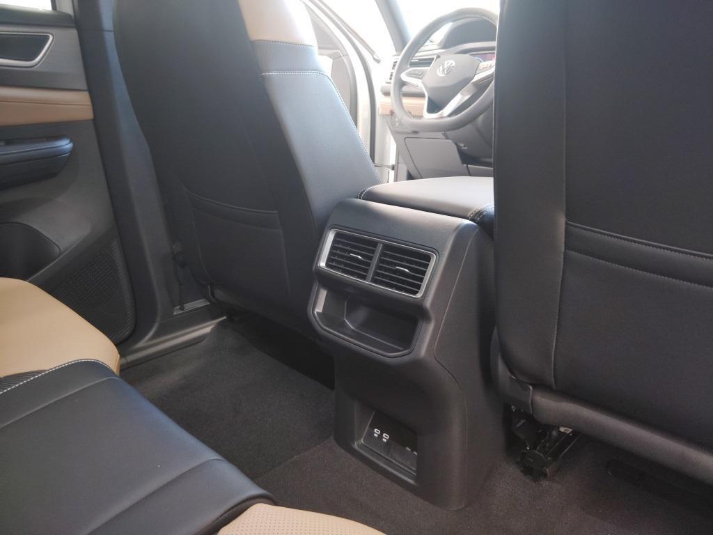 new 2026 Volkswagen Atlas Cross Sport car, priced at $45,311