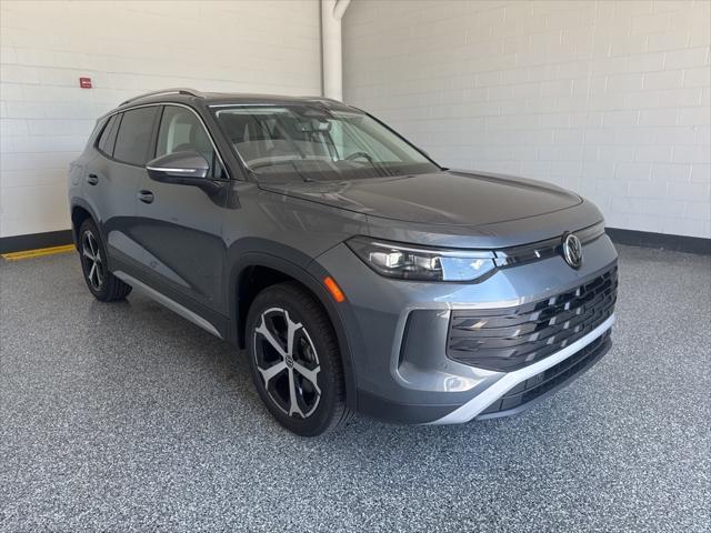 new 2025 Volkswagen Tiguan car, priced at $35,284