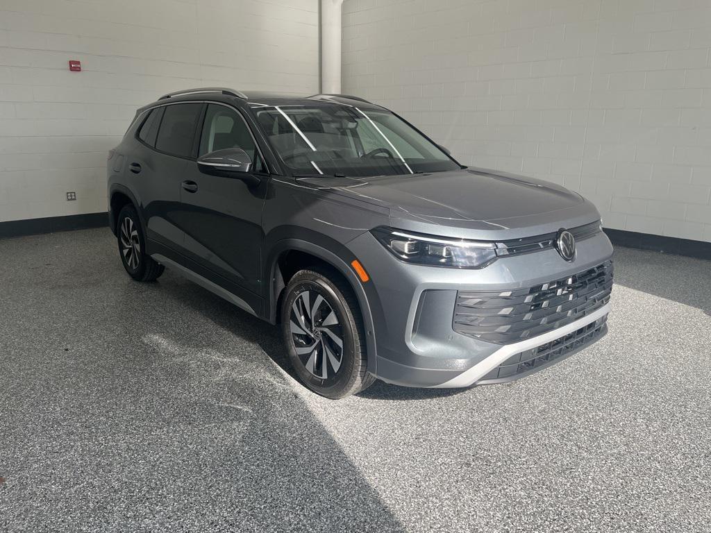 new 2026 Volkswagen Tiguan car, priced at $32,795