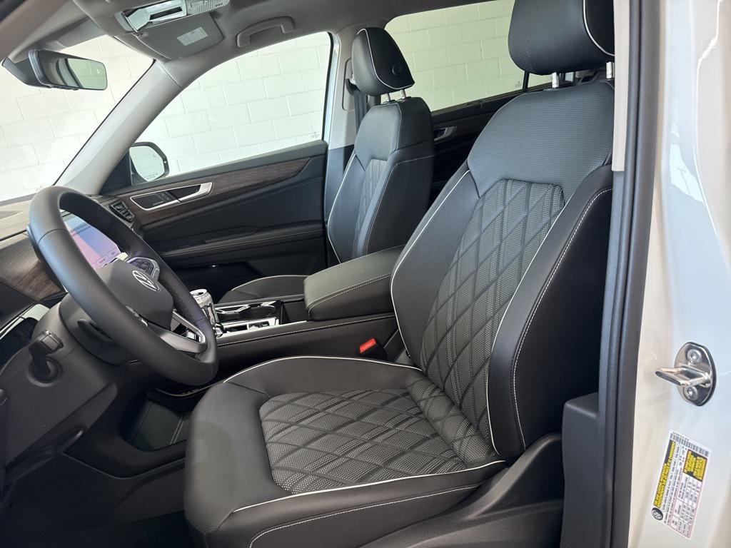 new 2026 Volkswagen Atlas car, priced at $55,591