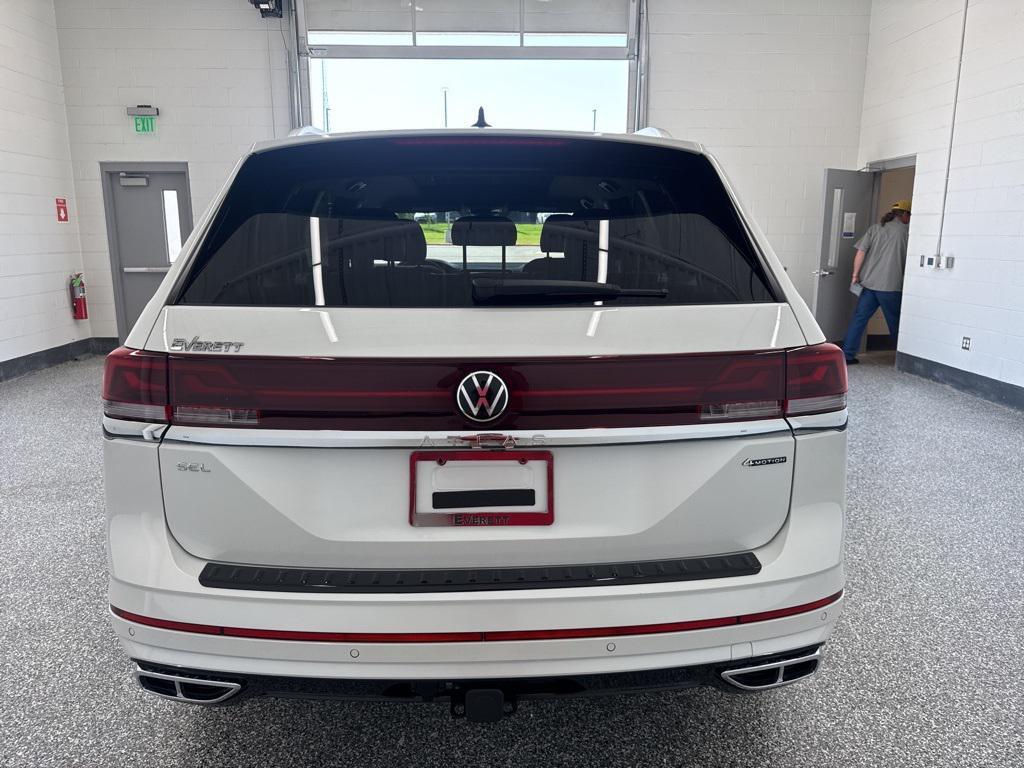 new 2026 Volkswagen Atlas car, priced at $55,591