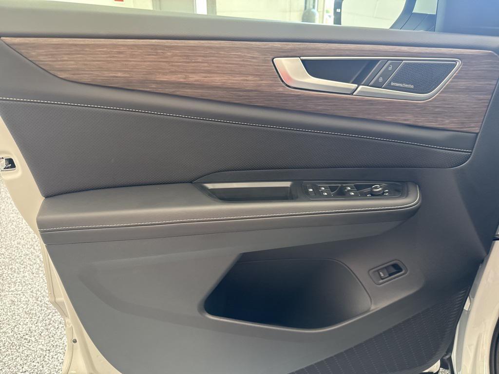 new 2026 Volkswagen Atlas car, priced at $55,591