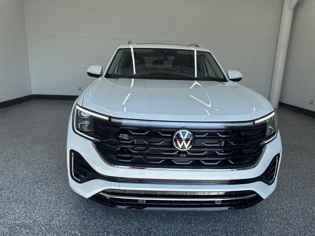 new 2026 Volkswagen Atlas car, priced at $55,591