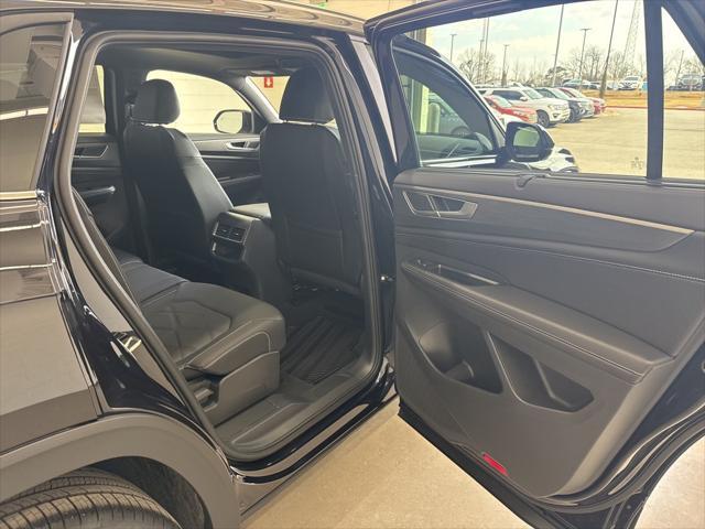 new 2025 Volkswagen Atlas Cross Sport car, priced at $43,603