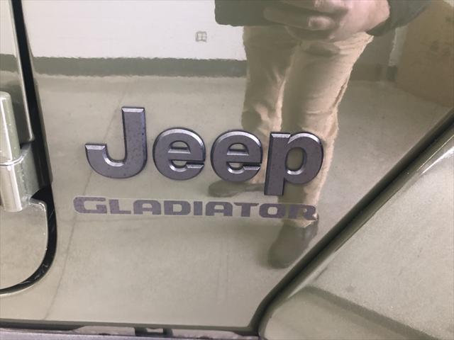 used 2022 Jeep Gladiator car, priced at $34,987