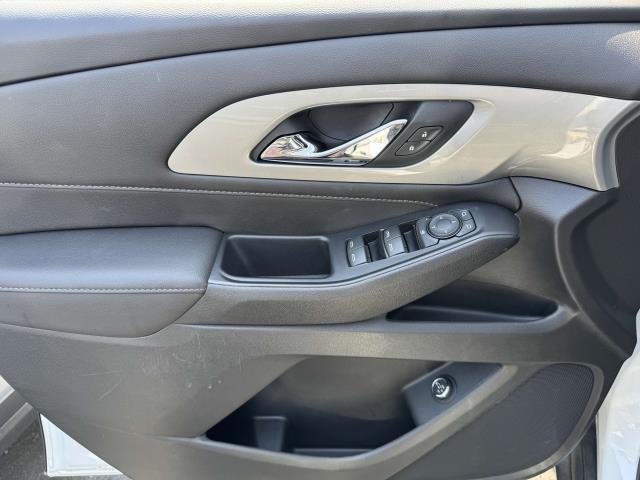 used 2022 Chevrolet Traverse car, priced at $24,946