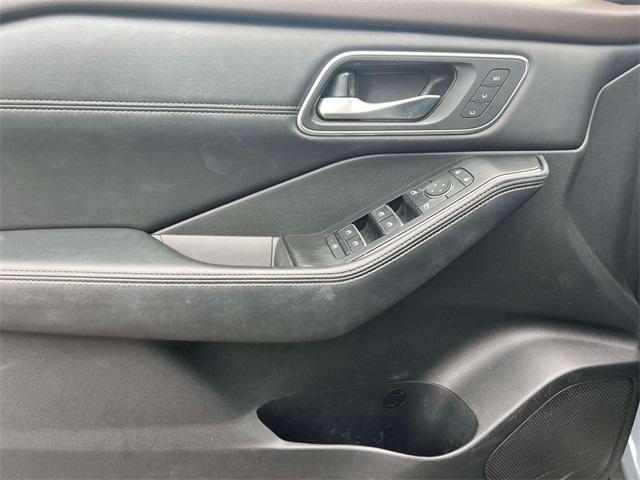 used 2023 Nissan Rogue car, priced at $22,201