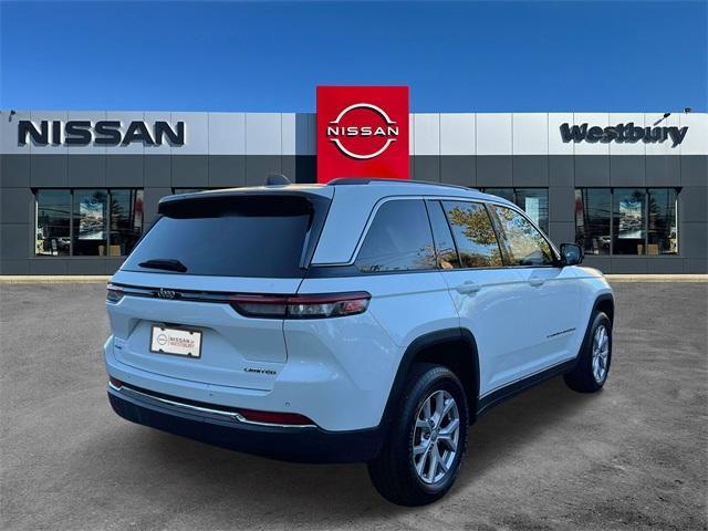 used 2022 Jeep Grand Cherokee car, priced at $22,997