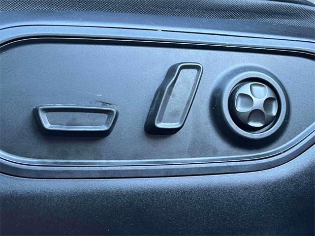 used 2022 Jeep Grand Cherokee car, priced at $22,997