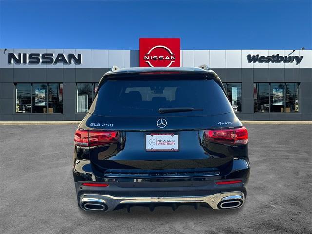 used 2022 Mercedes-Benz GLB 250 car, priced at $24,341