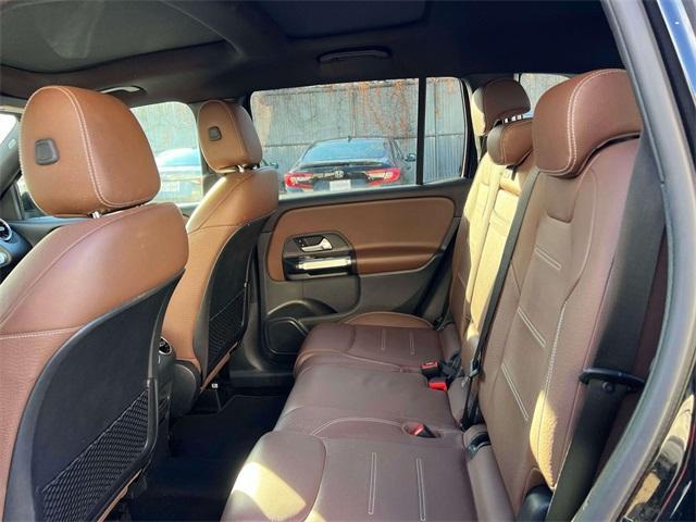used 2022 Mercedes-Benz GLB 250 car, priced at $24,341